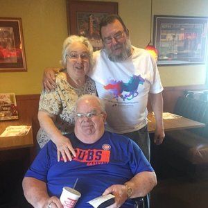 Meet your Posher, Holly